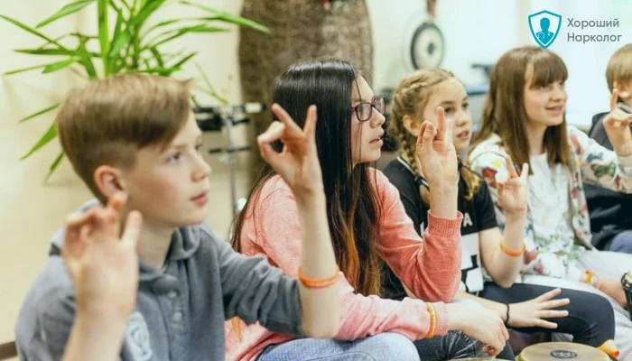 Лечение детских неврозов в группе Групповые занятия для лечения детских неврозов